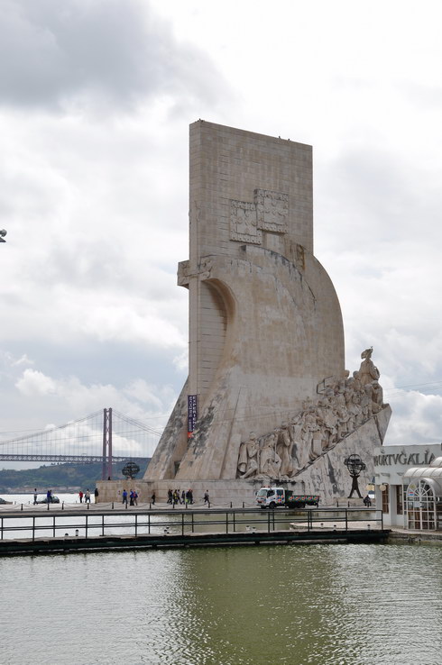 Памятник первооткрывателям, Лиссабон