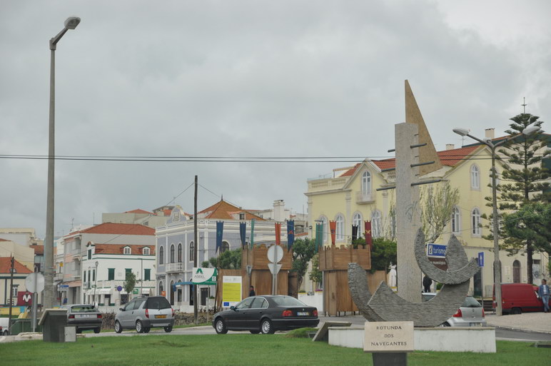 Фигейра-да-Фош, памятник мореплавателям