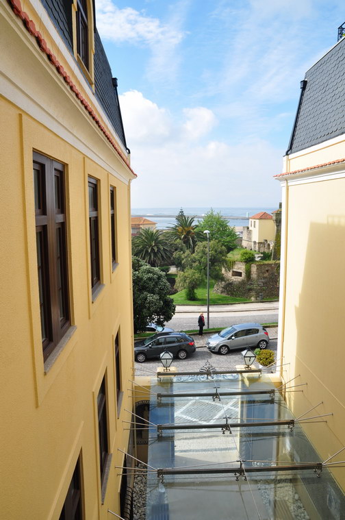 Отель с видом на море в Порту