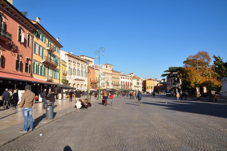 Piazza Bra, Верона