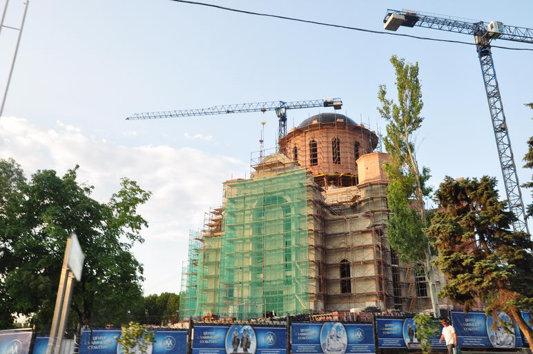 Строящаяся церковь в Донецке