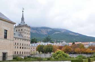 Королевский монастырь